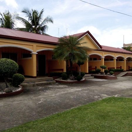 אורמוק Bayview Inn מראה חיצוני תמונה