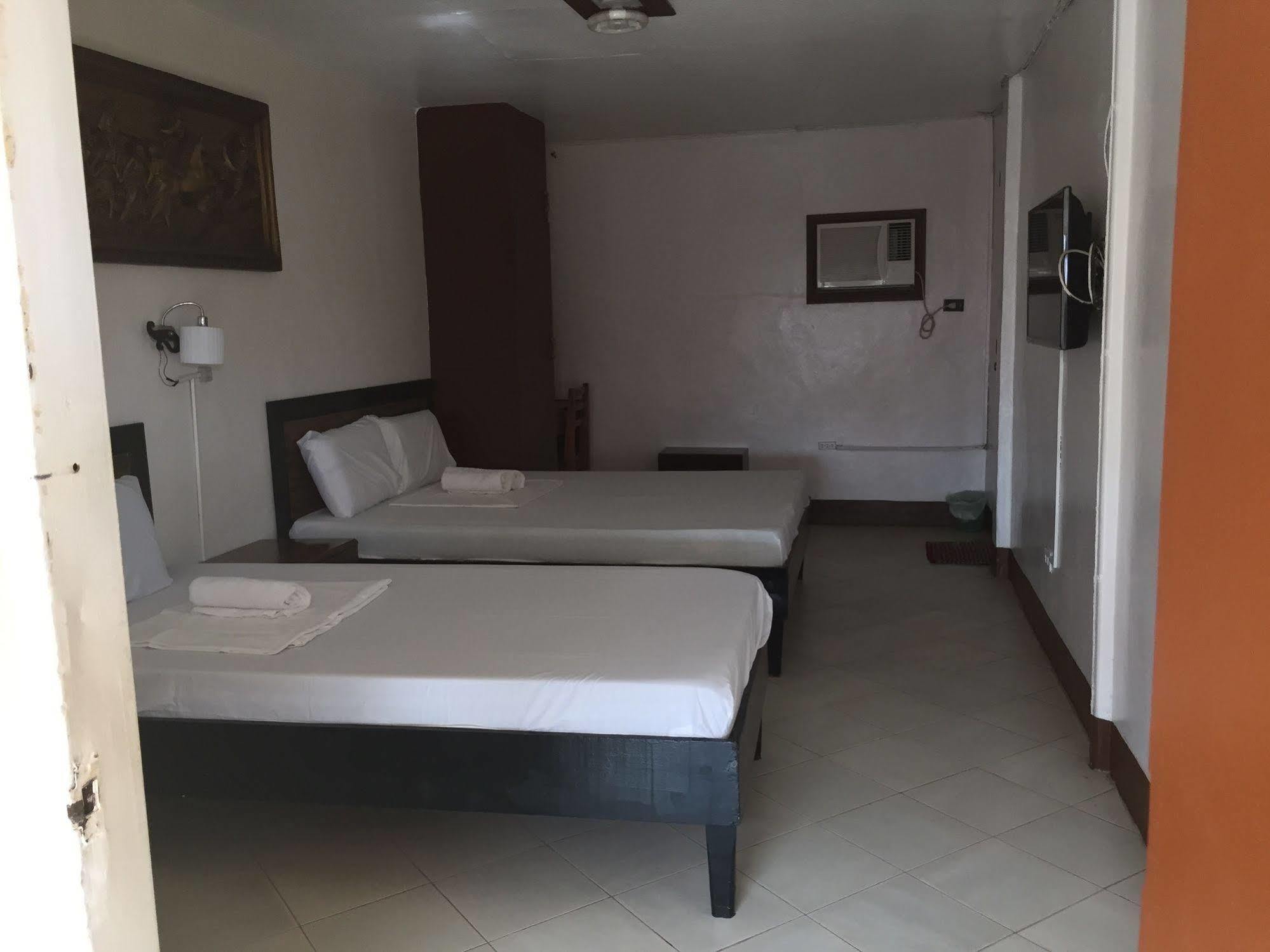אורמוק Bayview Inn מראה חיצוני תמונה