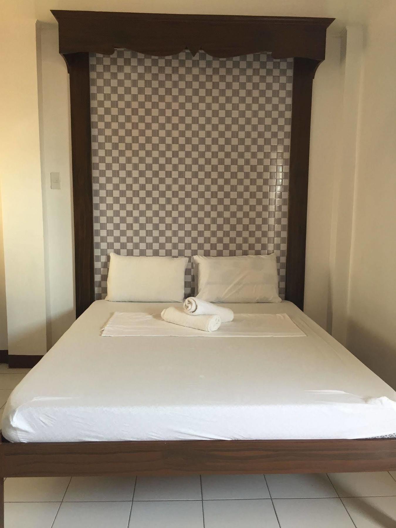 אורמוק Bayview Inn מראה חיצוני תמונה
